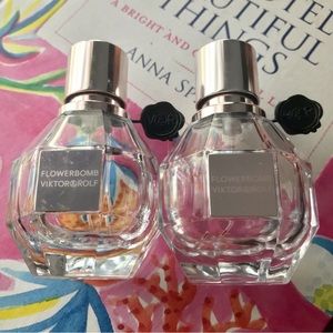 EUC 2 empty bottles of Viktor @ Rolf Flowerbomb 🌸perfume bottles. 1oz each.